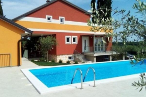 Lavander Wohnung in Villa mit Pool, Savudrija am Meer, Waschmaschine, Wi-Fi